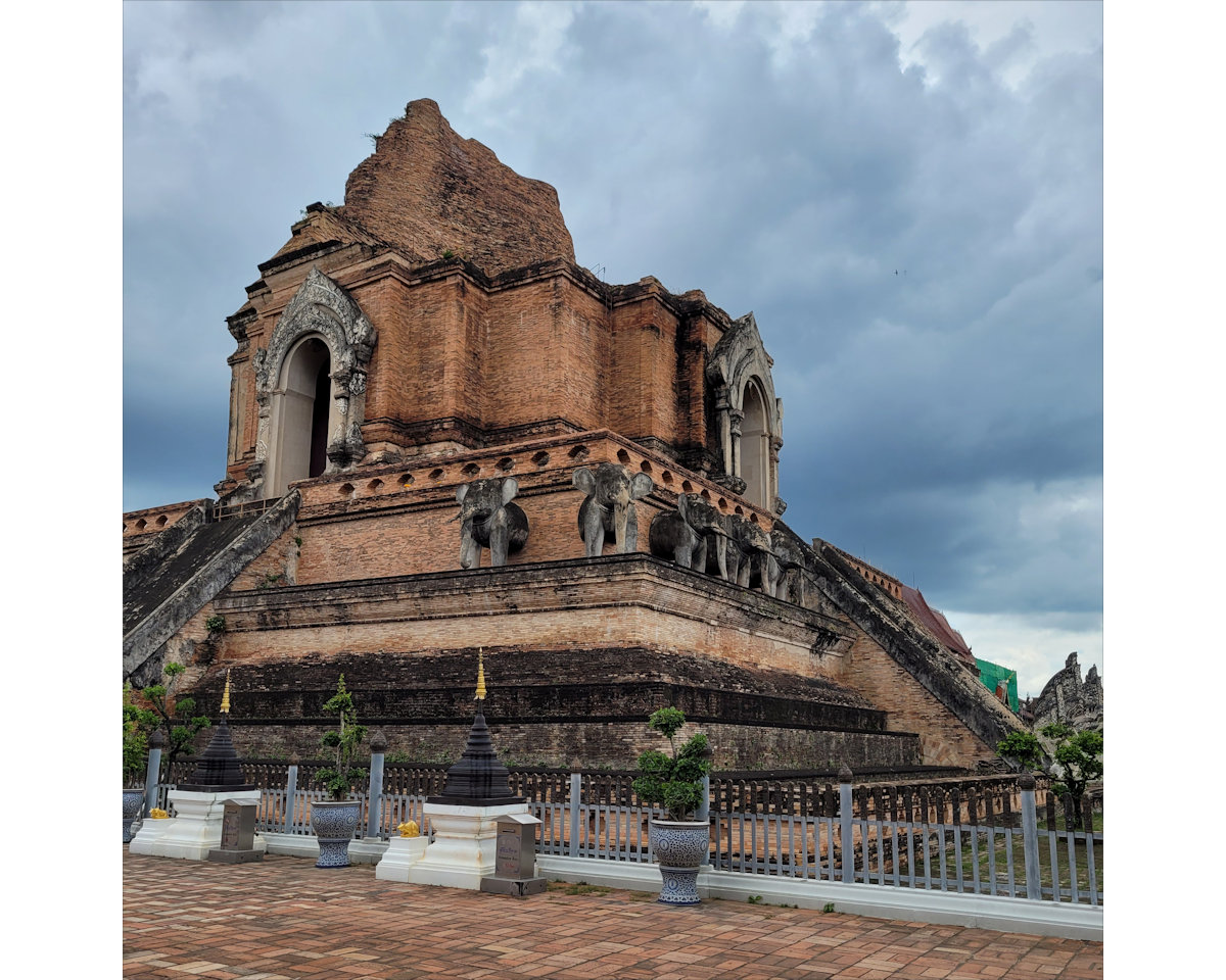 Wat Chedi Luang, Chiang Mai
