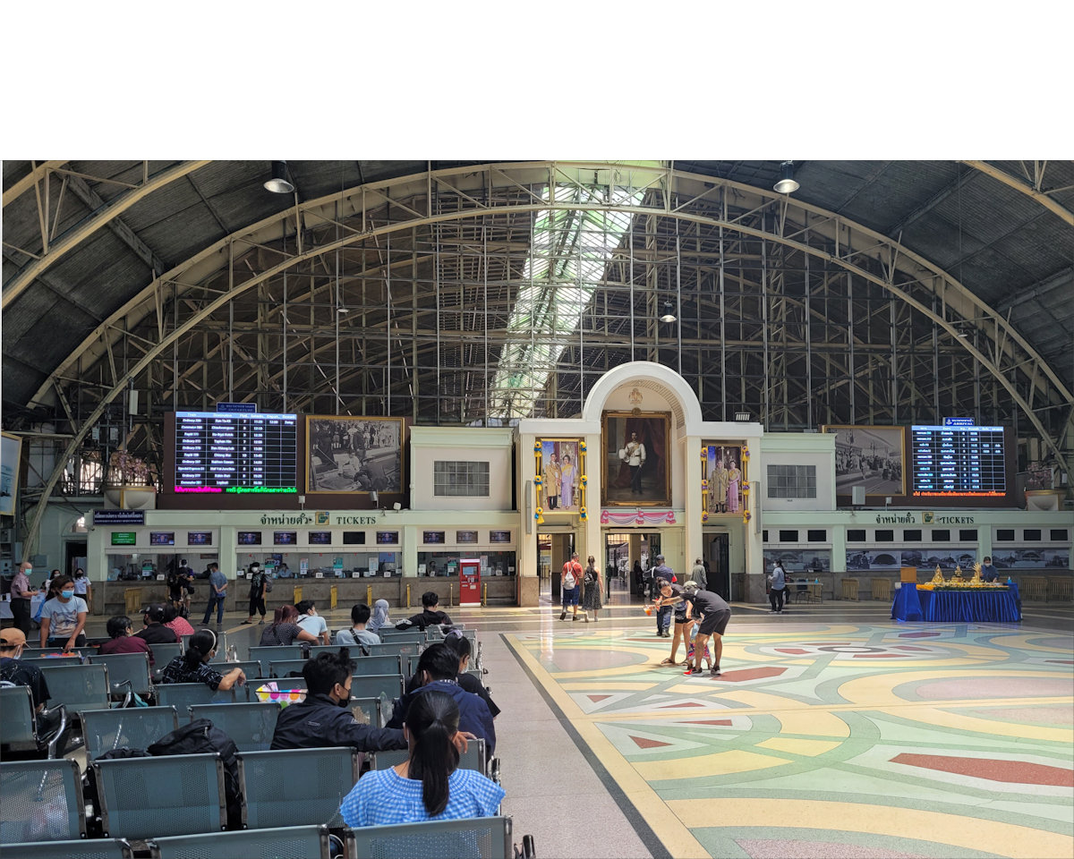 Train Ride from Bangkok to Prachuap