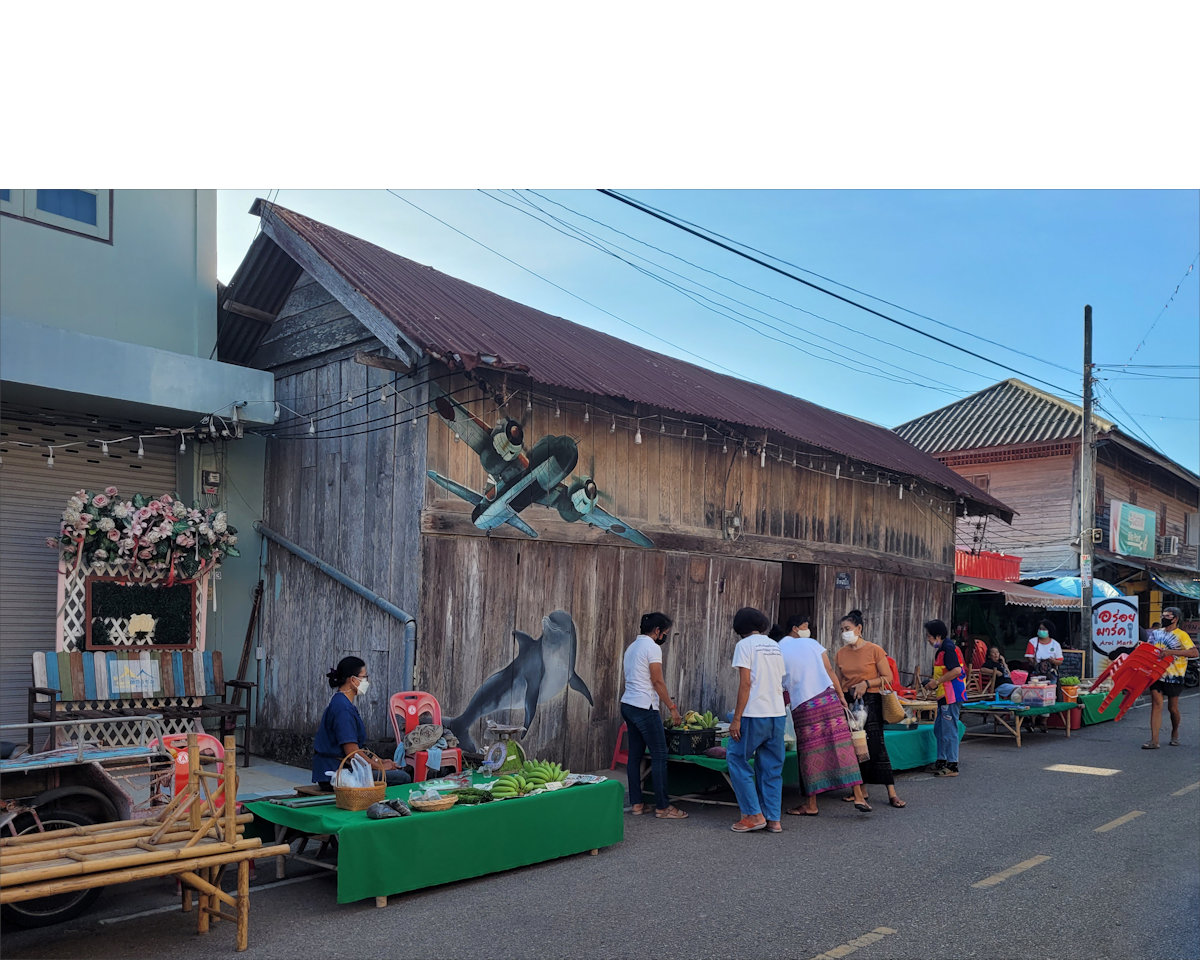 Prachuap, Sunday street market