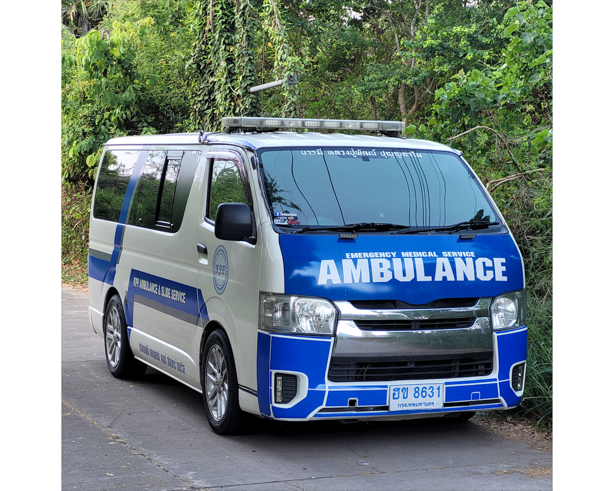 Prachuap, ambulance
