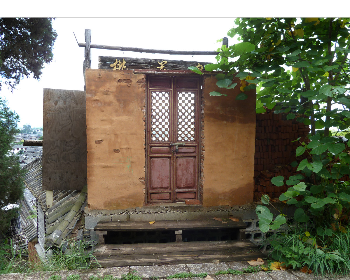Lijiang - door to nowhere