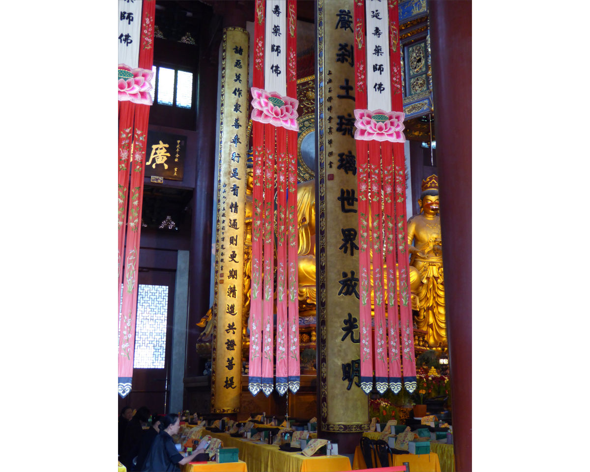Hangzhou - Lingyin Temple or Temple of Soul's Retreat
