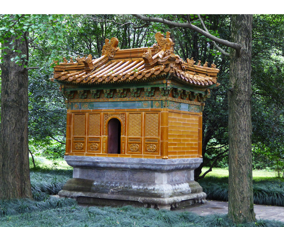 Nanjing - a silk burner at the Ming tomb