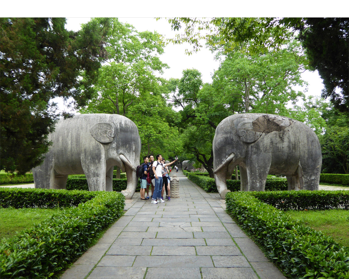 Nanjing - Ming Xiaoling Mausoleum - Sacred Way