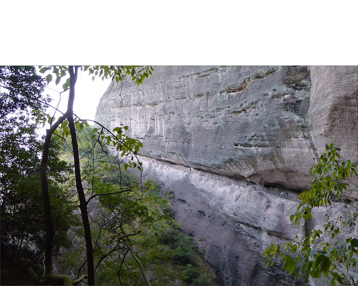 Bajiaozhai Gorge in Ziyuan National Geopark